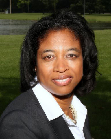 Headshot of Jennifer Allen.