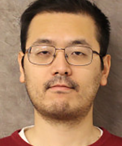 Headshot of Seong-Hwan Jun.