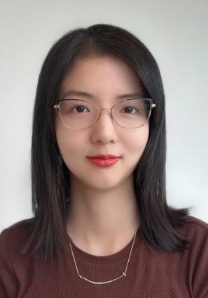 Lisha Chen headshot facing camera